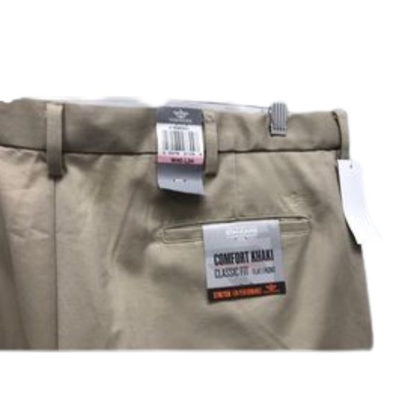 Dockers Comfort Khaki Classic Fit - NWT! - Picture 2 of 2